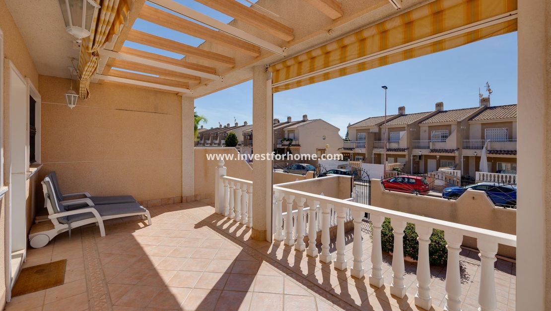 Sale - Villa - Torrevieja - Costa Blanca