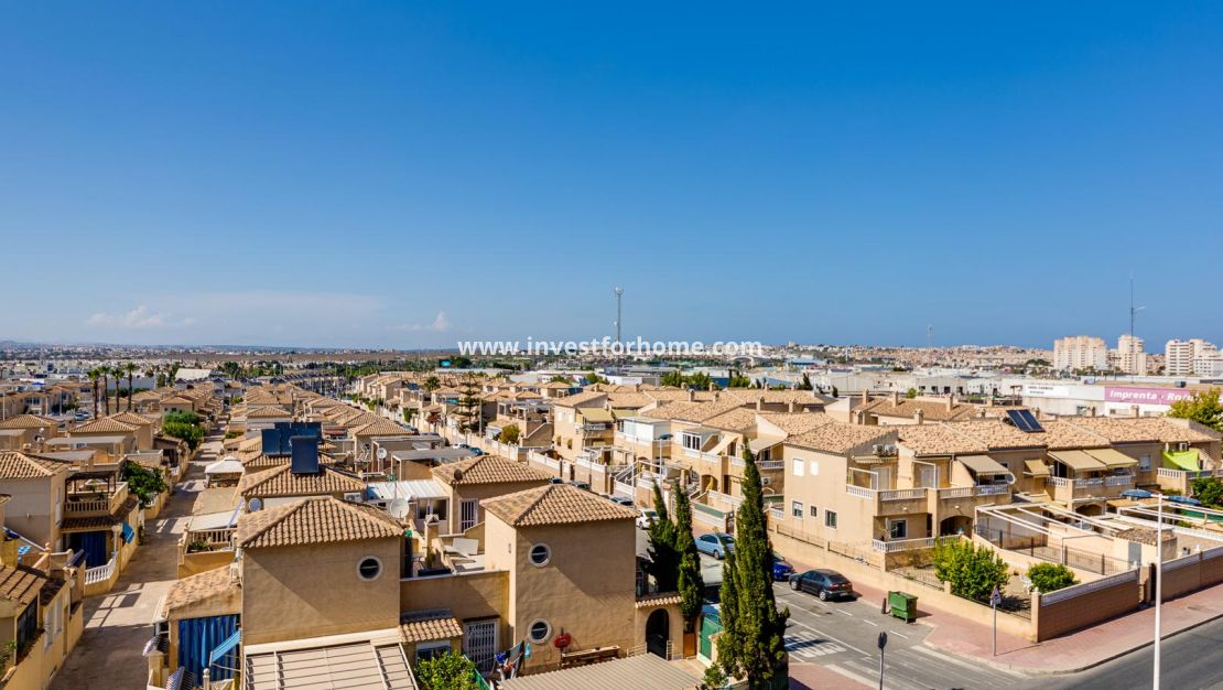 Sale - Villa - Torrevieja - Costa Blanca