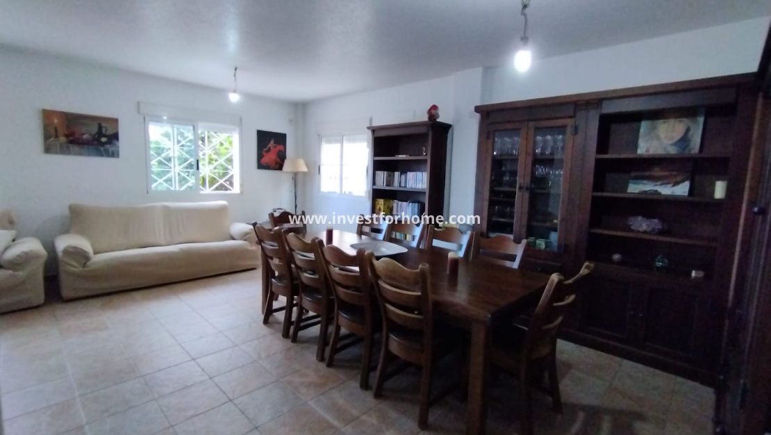 Sale - Villa - Torrevieja - Costa Blanca