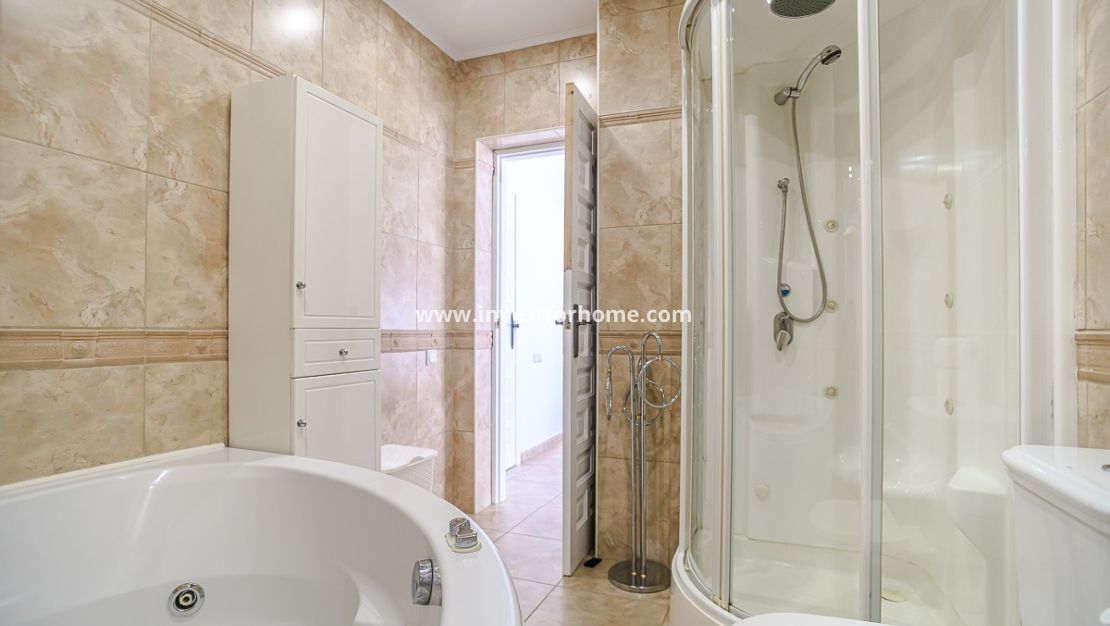 Sale - Villa - Torrevieja - Costa Blanca