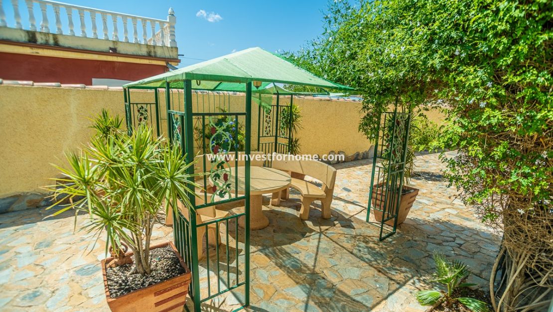 Sale - Villa - Torrevieja - Costa Blanca