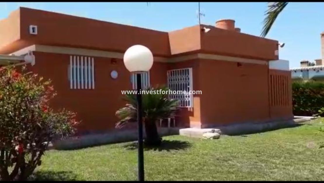 Sale - Villa - Torrevieja - Costa Blanca