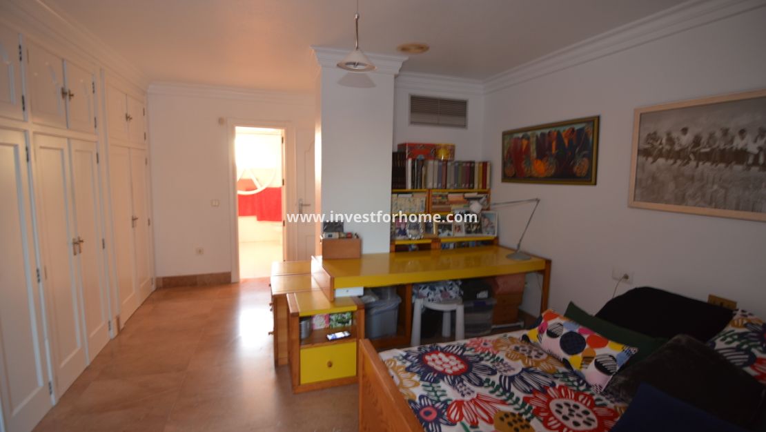 Sale - Villa - Torrevieja - Costa Blanca