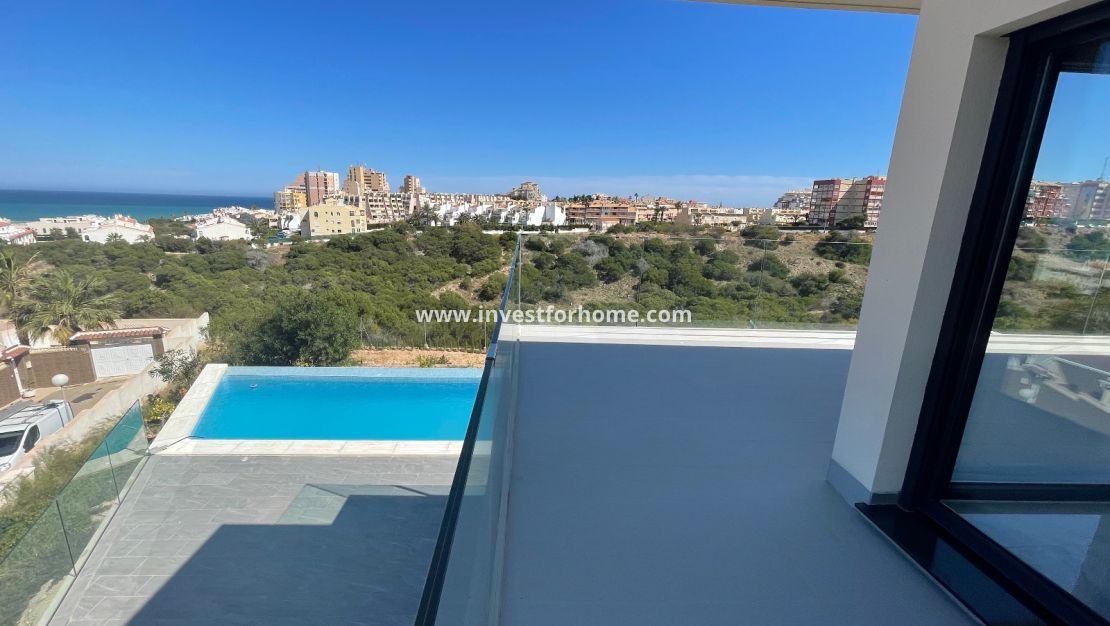 Sale - Villa - Torrevieja - Costa Blanca