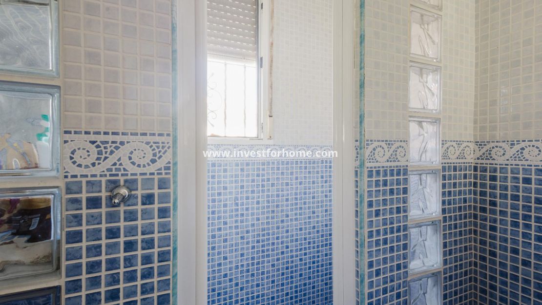 Sale - Villa - Torrevieja - Costa Blanca