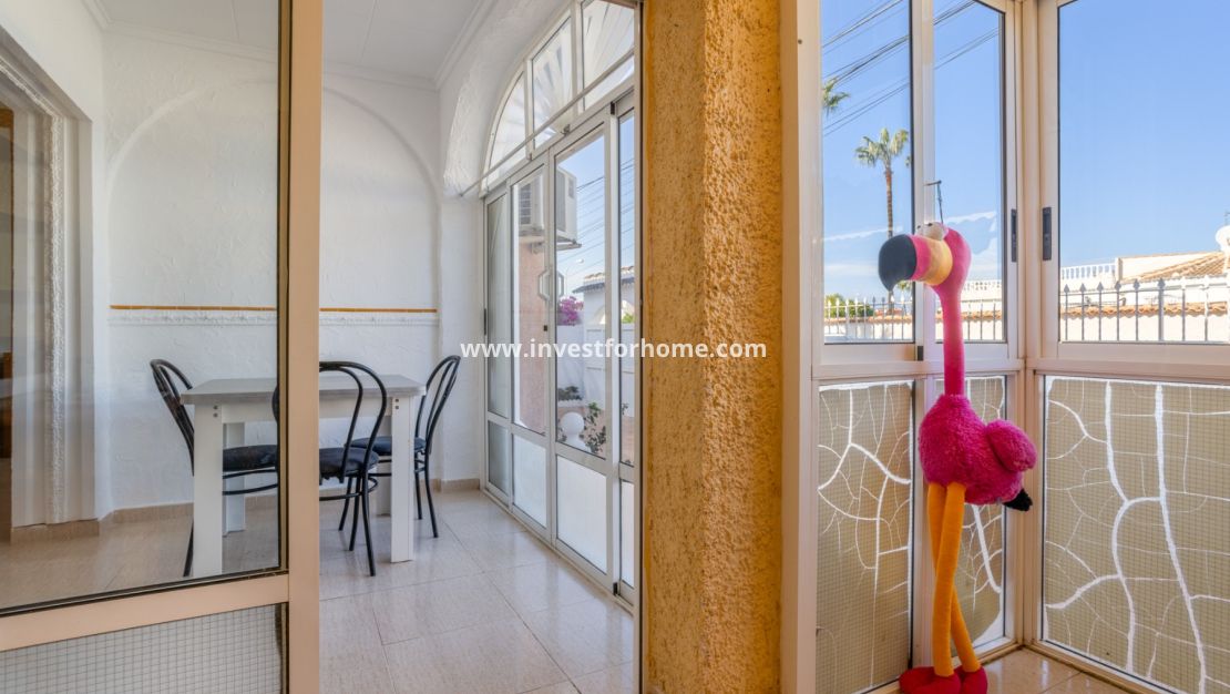 Sale - Villa - Torrevieja - Costa Blanca