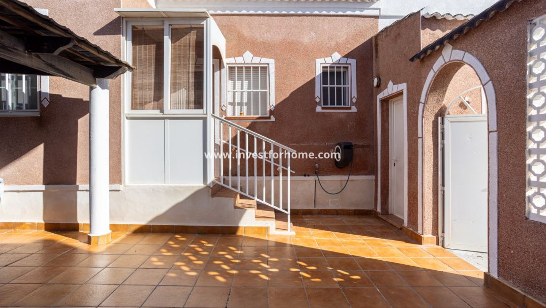 Sale - Villa - Torrevieja - Costa Blanca