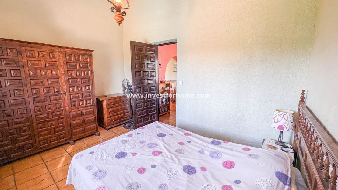 Sale - Villa - Torrevieja - Costa Blanca