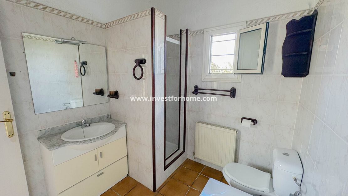 Sale - Villa - Torrevieja - Costa Blanca