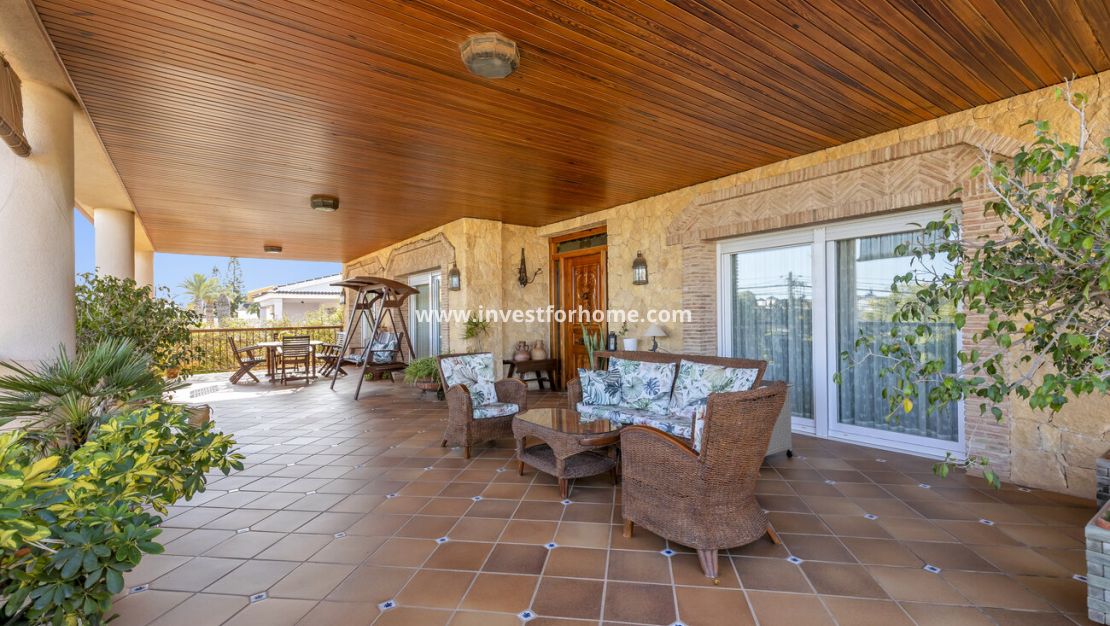 Sale - Villa - Torrevieja - Costa Blanca