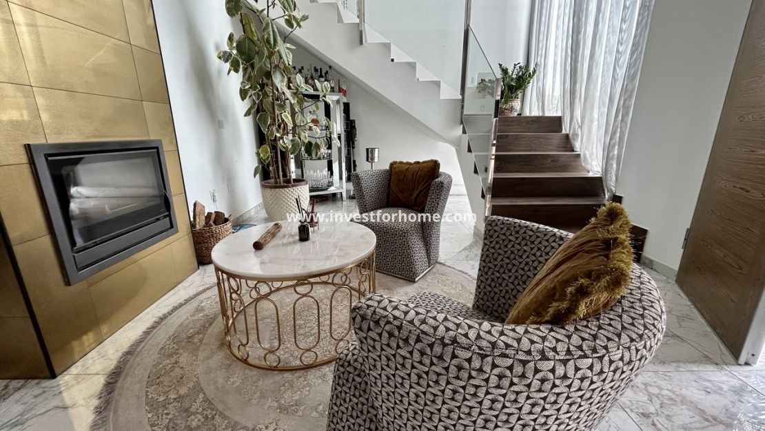 Sale - Villa - Torrevieja - Costa Blanca