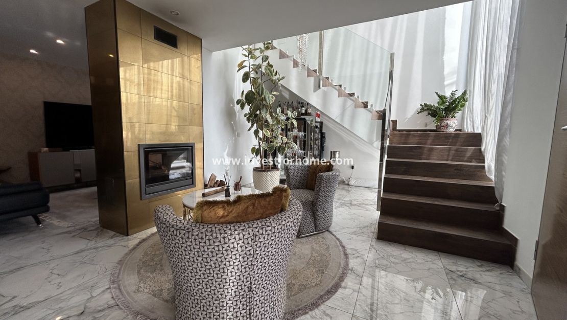 Sale - Villa - Torrevieja - Costa Blanca