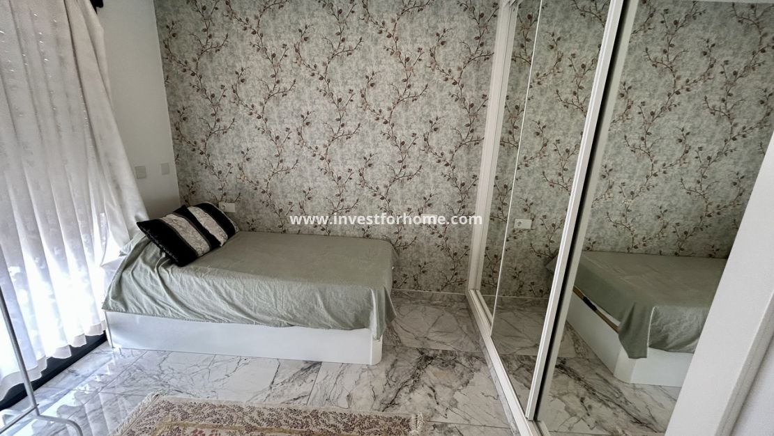 Sale - Villa - Torrevieja - Costa Blanca