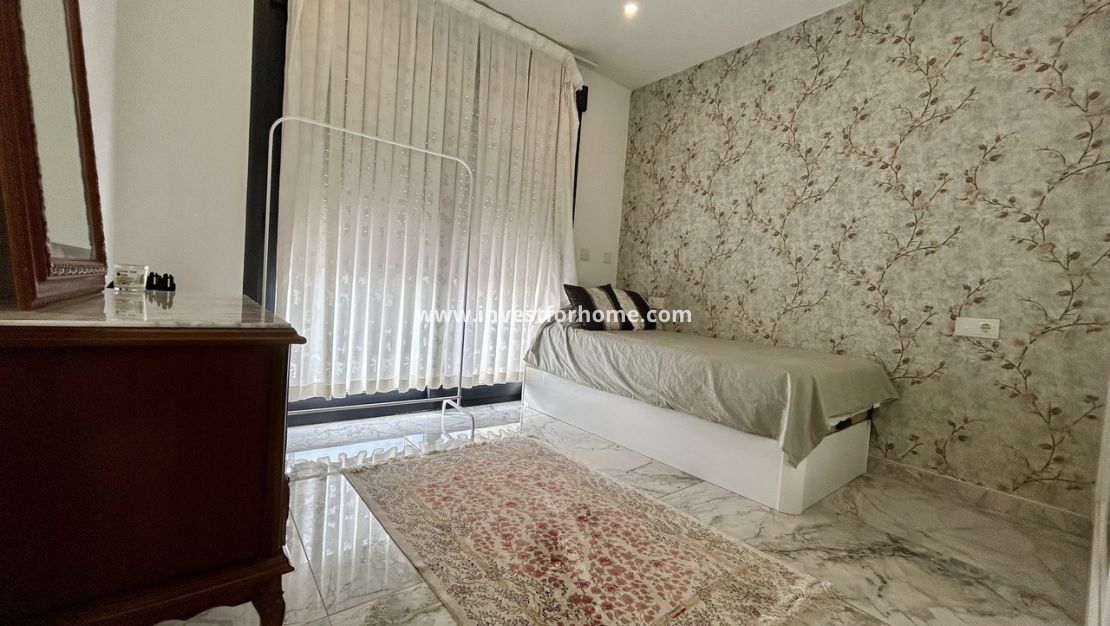 Sale - Villa - Torrevieja - Costa Blanca