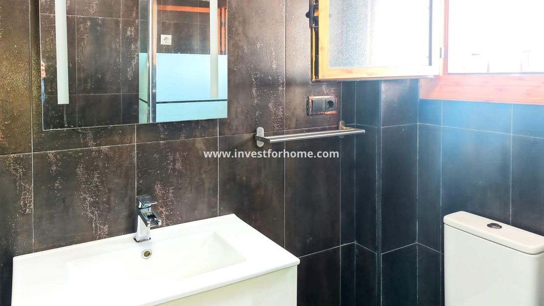 Sale - Villa - Torrevieja - Costa Blanca