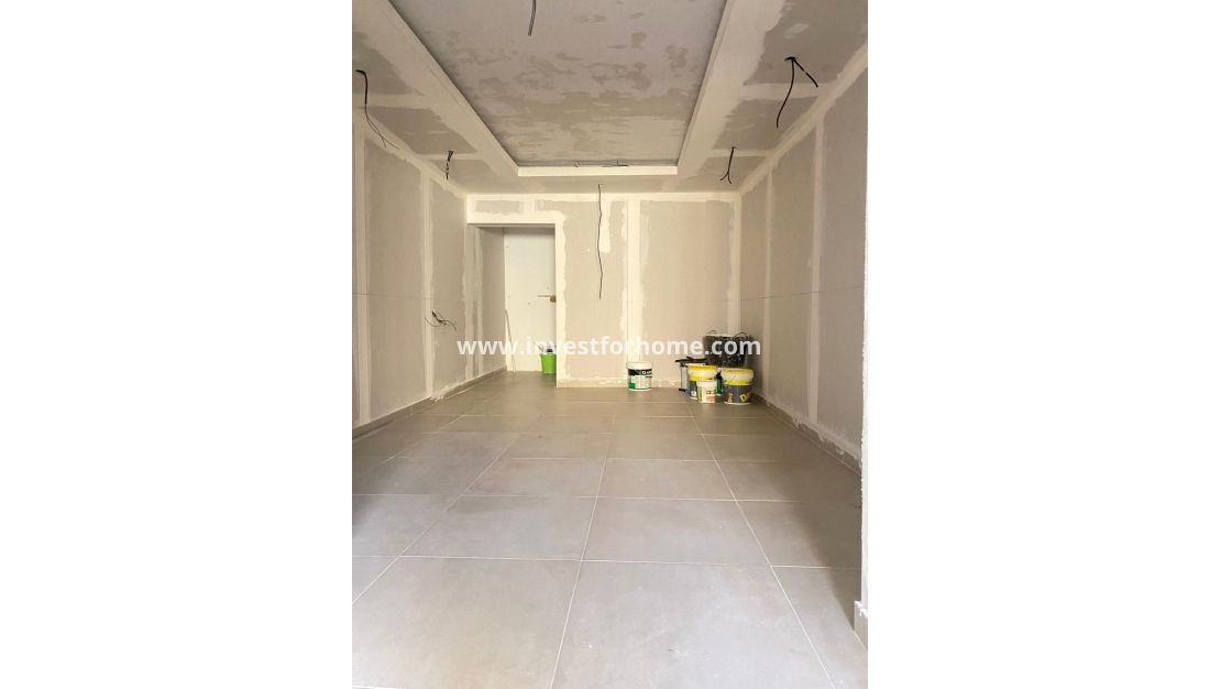 Sale - Villa - Torrevieja - Costa Blanca