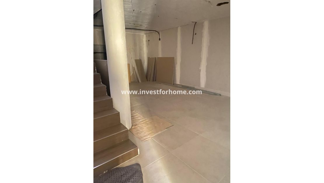 Sale - Villa - Torrevieja - Costa Blanca