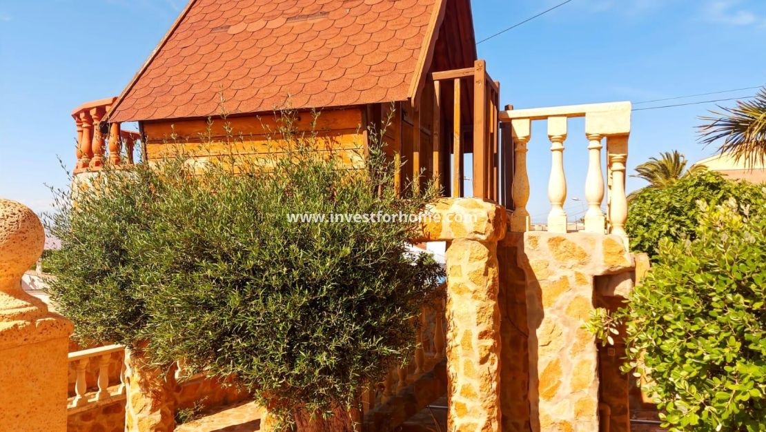 Sale - Villa - Torrevieja - Costa Blanca