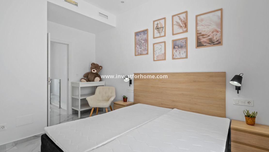 Sale - Villa - Torrevieja - Costa Blanca