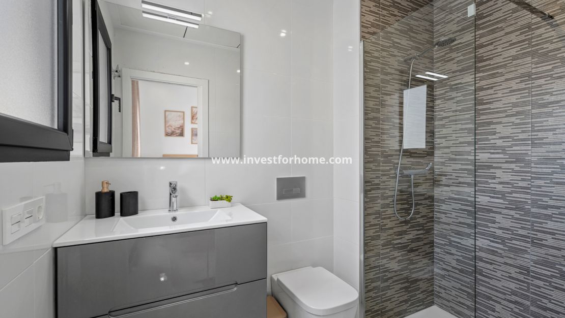 Sale - Villa - Torrevieja - Costa Blanca