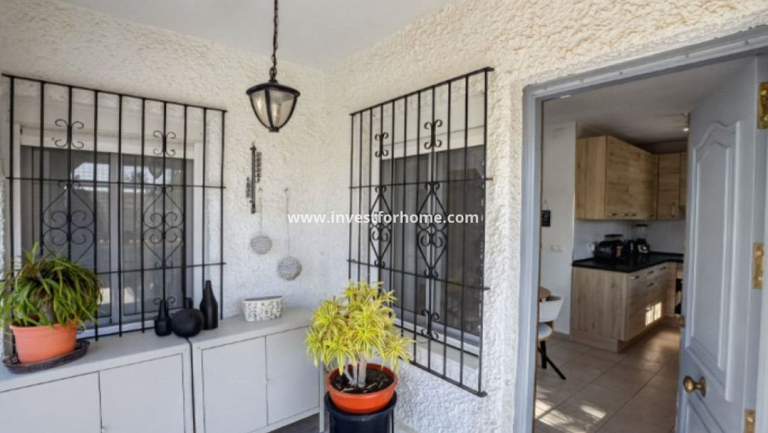 Sale - Villa - Torrevieja - Costa Blanca