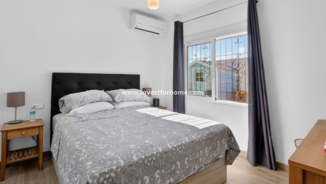 Sale - Villa - Torrevieja - Costa Blanca