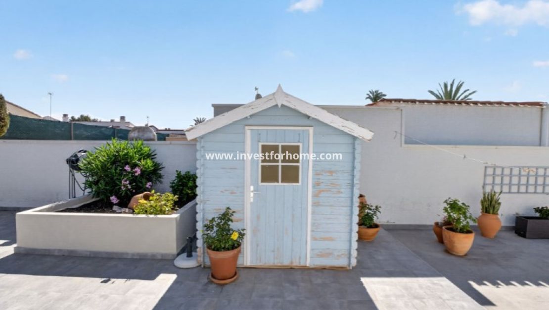 Sale - Villa - Torrevieja - Costa Blanca