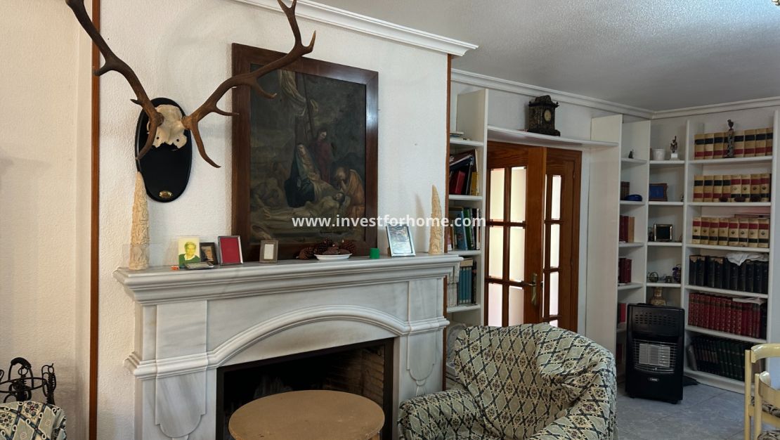 Sale - Villa - Torrevieja - Costa Blanca