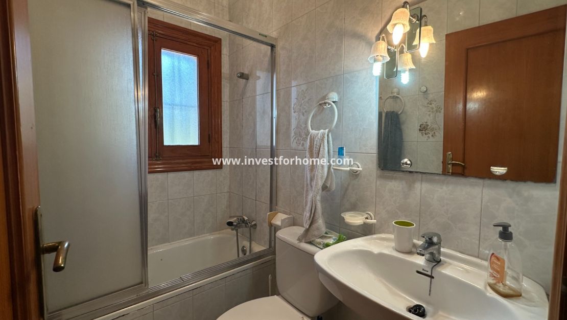 Sale - Villa - Torrevieja - Costa Blanca