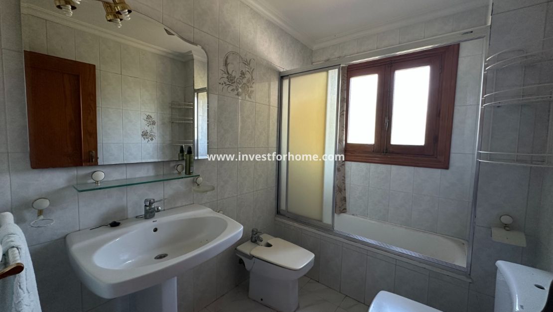 Sale - Villa - Torrevieja - Costa Blanca