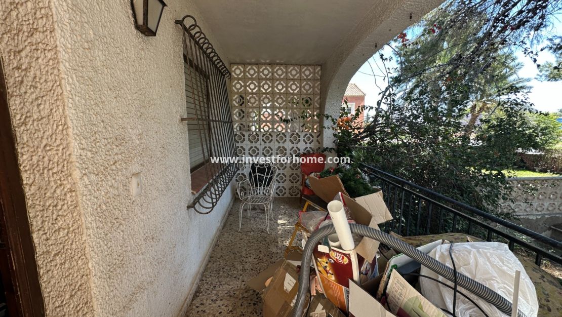 Sale - Villa - Torrevieja - Costa Blanca