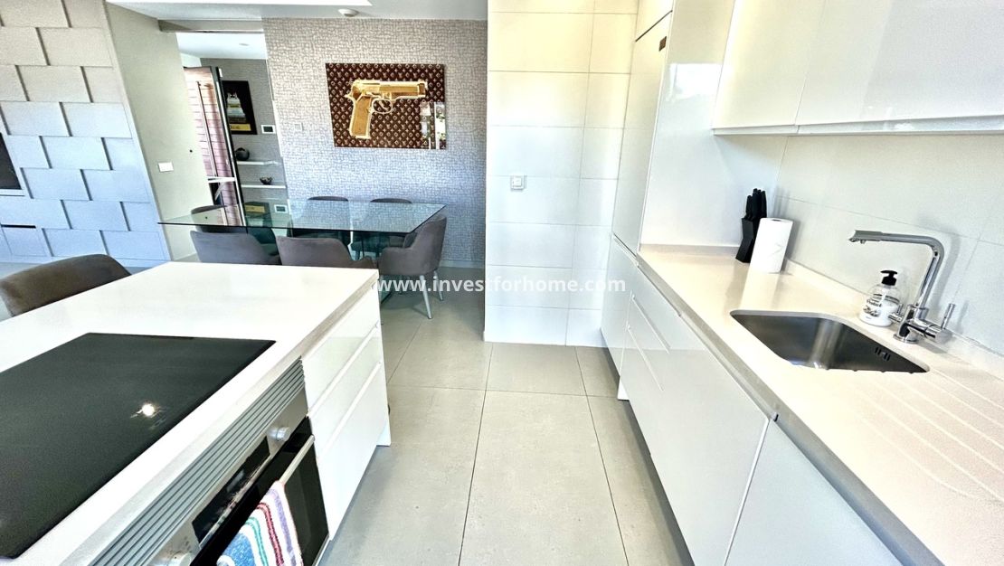 Sale - Villa - Torrevieja - Costa Blanca
