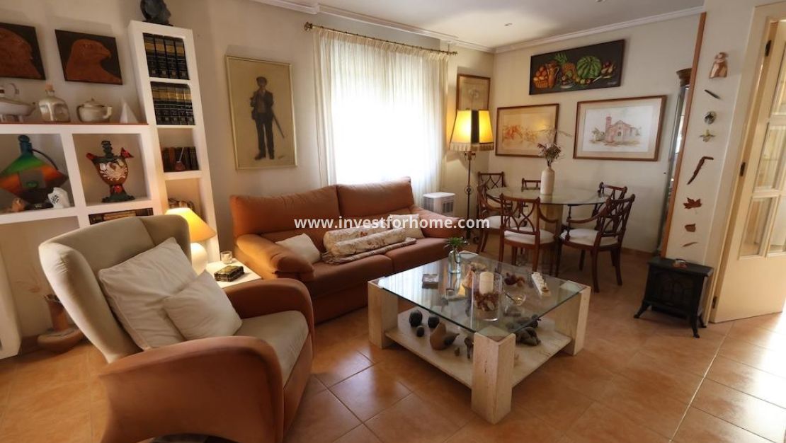 Sale - Villa - Torrevieja - Costa Blanca