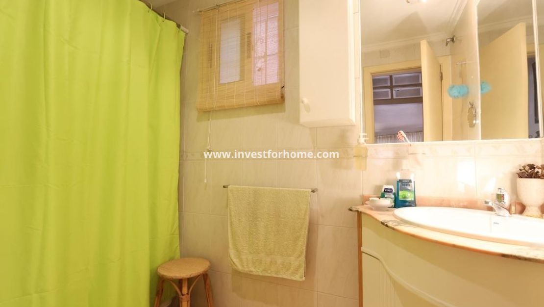 Sale - Villa - Torrevieja - Costa Blanca