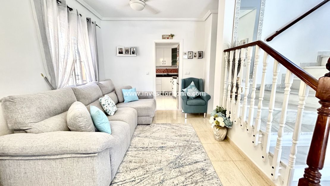 Sale - Villa - Torrevieja - Costa Blanca