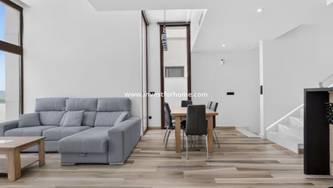 Sale - Villa - Torrevieja - Costa Blanca