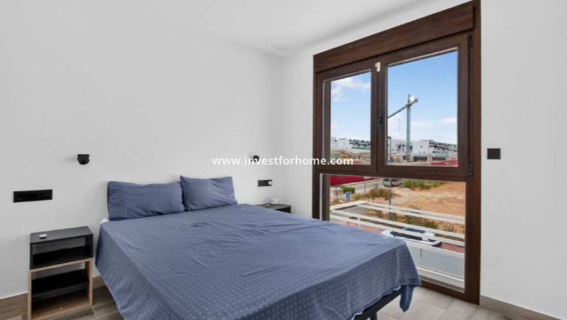 Sale - Villa - Torrevieja - Costa Blanca