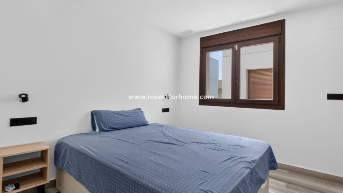 Sale - Villa - Torrevieja - Costa Blanca