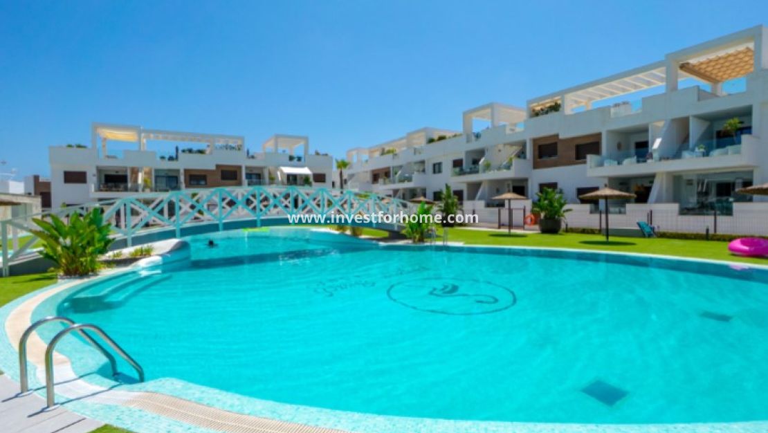 Sale - Villa - Torrevieja - Costa Blanca
