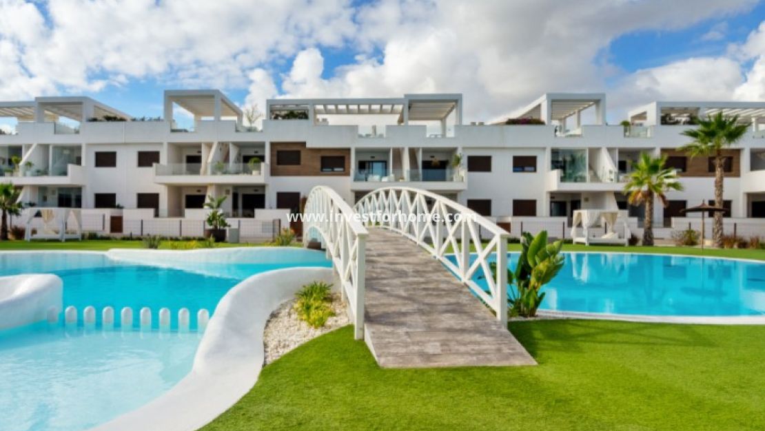 Sale - Villa - Torrevieja - Costa Blanca