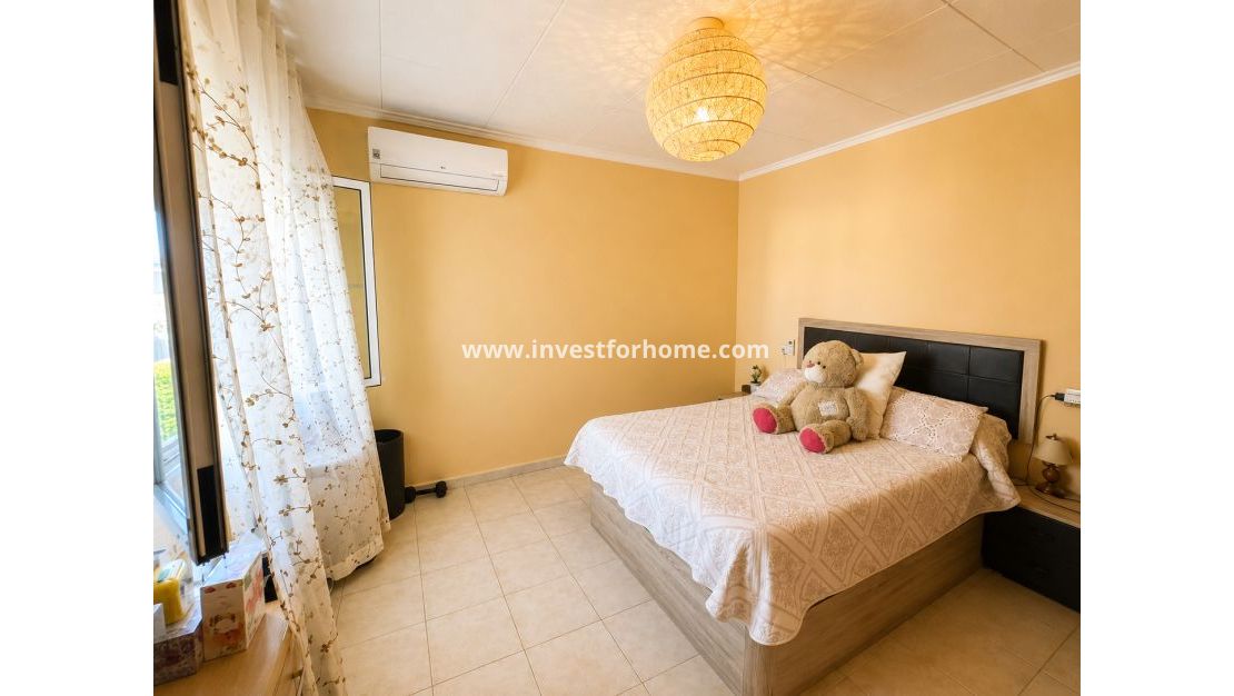 Sale - Villa - Torrevieja - Costa Blanca