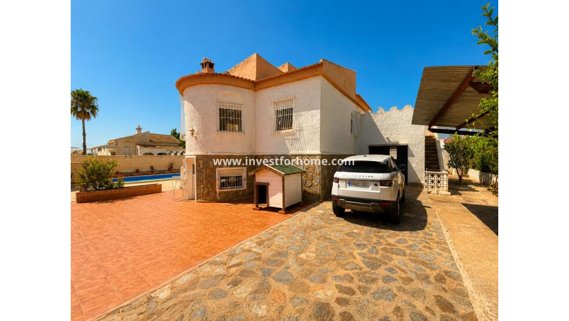 Sale - Villa - Torrevieja - Costa Blanca