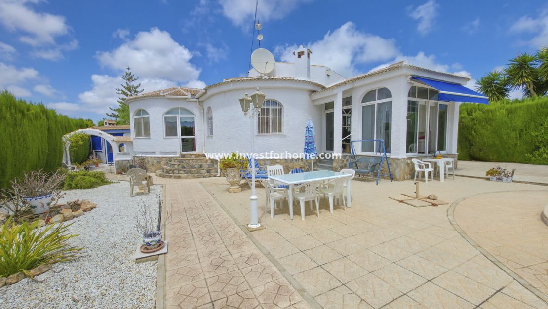 Sale - Villa - Torrevieja - Costa Blanca