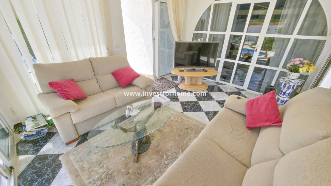 Sale - Villa - Torrevieja - Costa Blanca