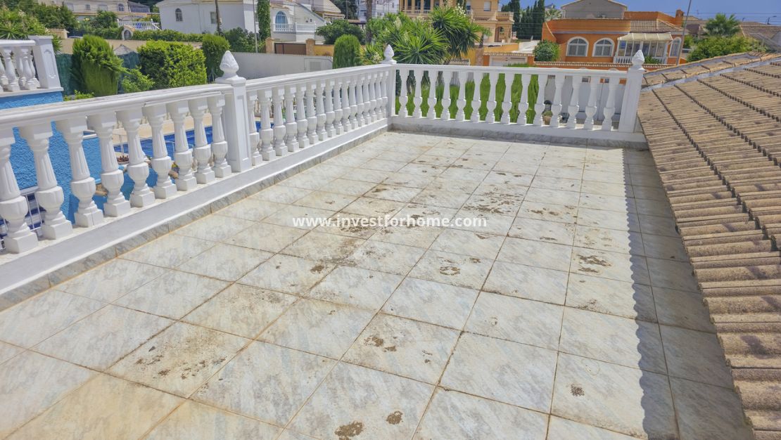 Sale - Villa - Torrevieja - Costa Blanca
