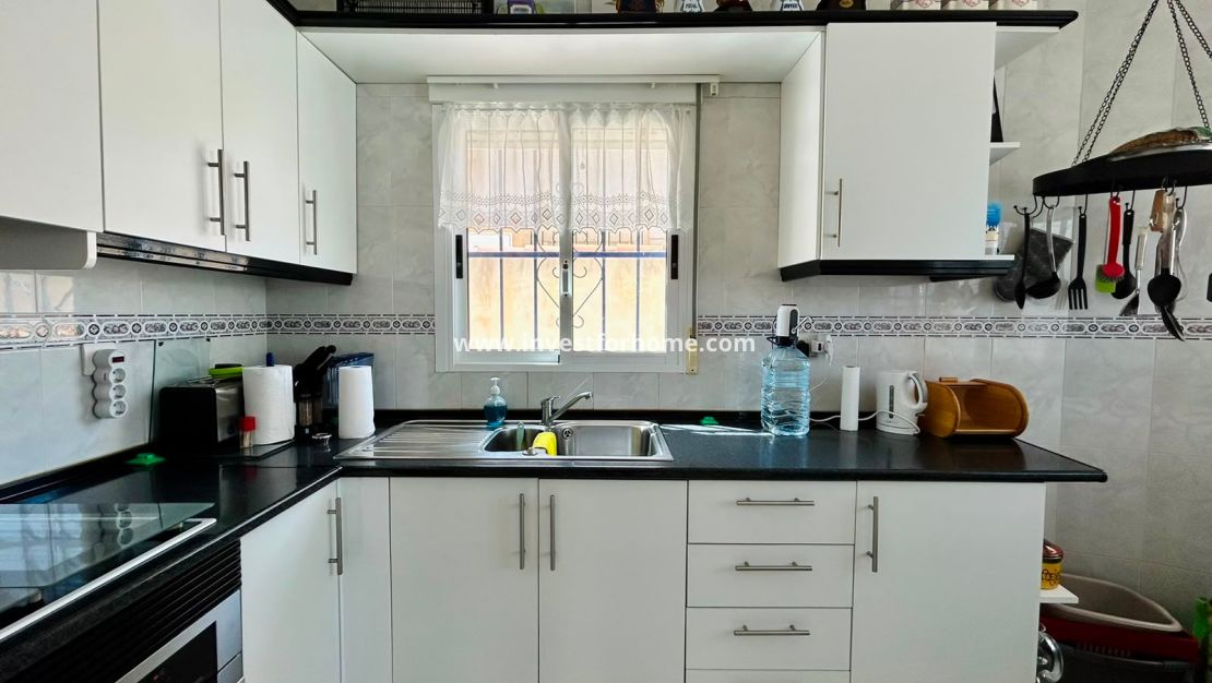 Sale - Villa - Torrevieja - Costa Blanca