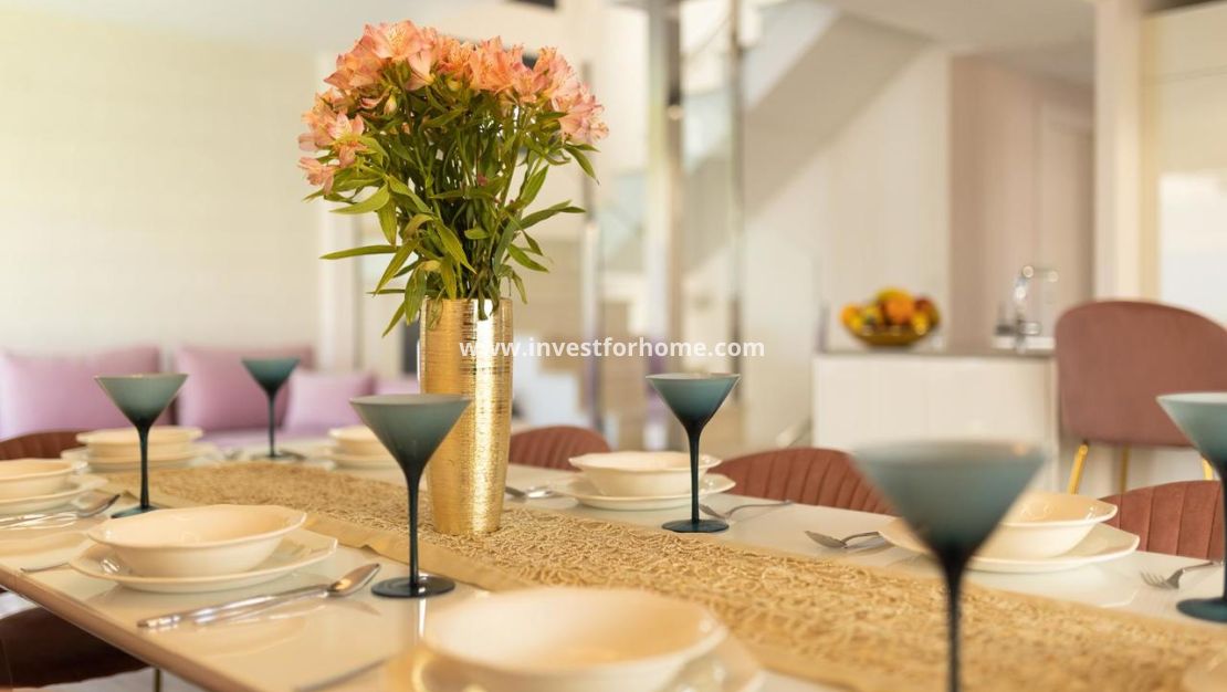 Sale - Villa - Torrevieja - Costa Blanca
