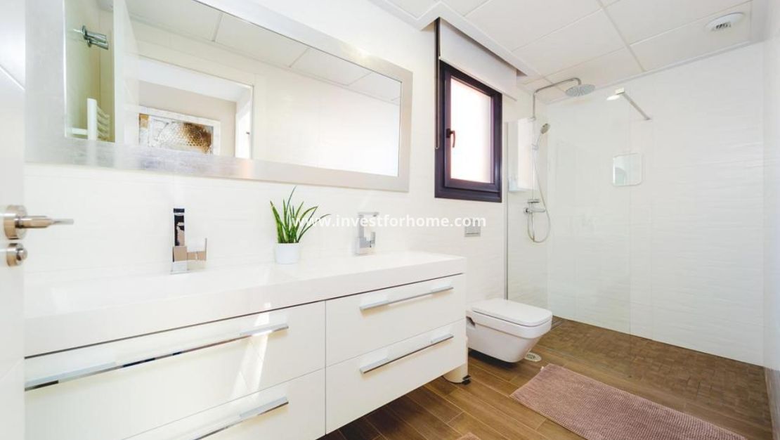 Sale - Villa - Torrevieja - Costa Blanca