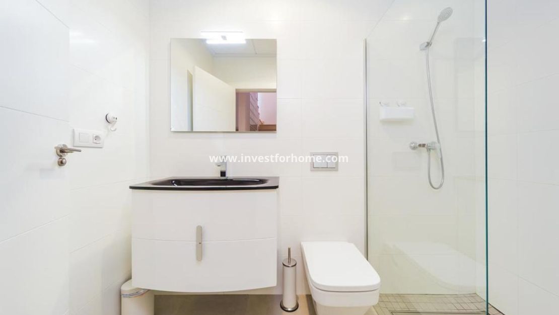 Sale - Villa - Torrevieja - Costa Blanca