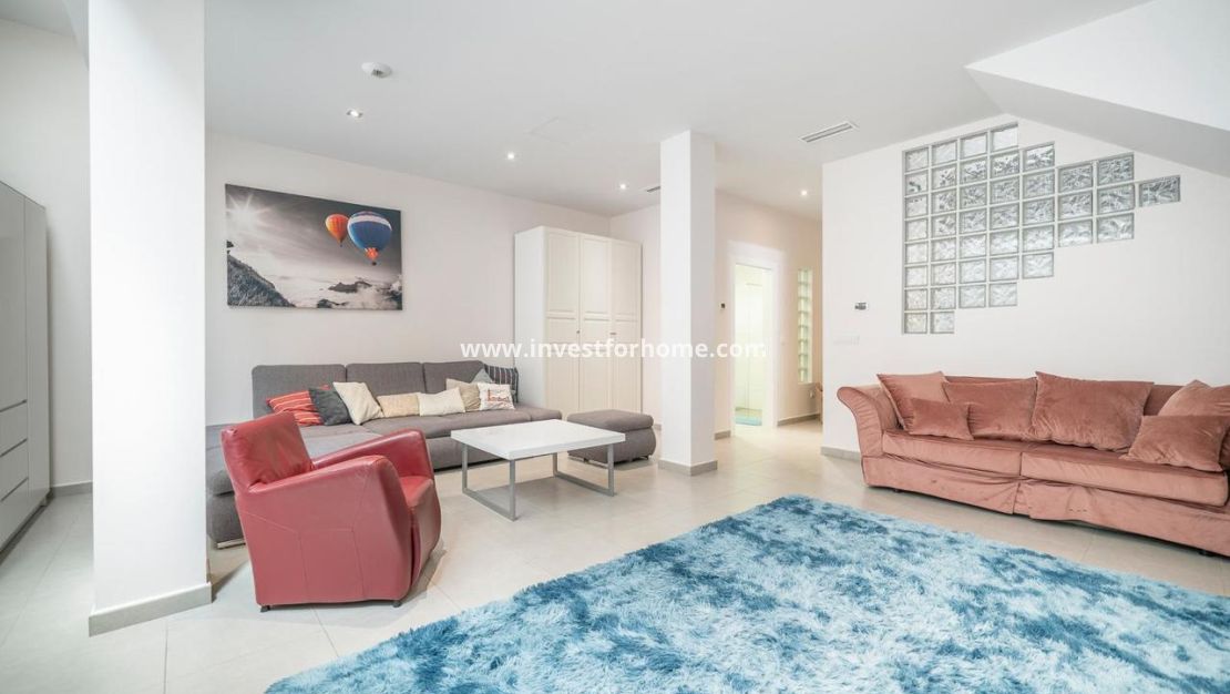 Sale - Villa - Torrevieja - Costa Blanca